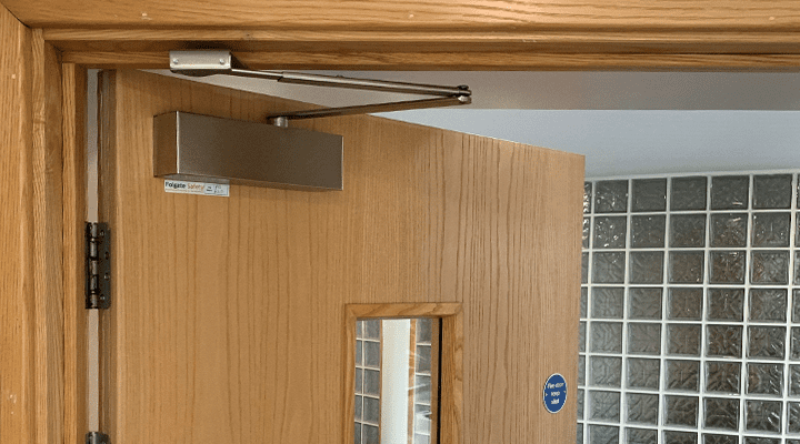 Fire Door Closer Fire Door Closer